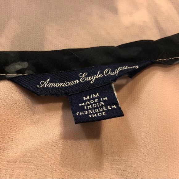 NWOT American Eagle Outfitters Flower Top - Picture 3 of 6